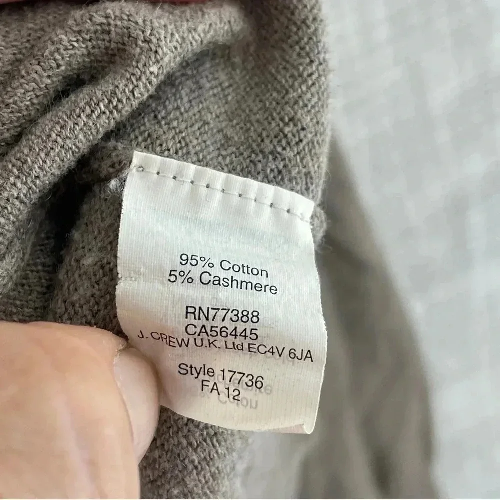 J. Crew v-neck sweater L cashmere blend long sleeve 2255